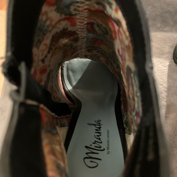 Miranda Lambert 5 inch Stiletto Peep Toe Booties - Picture 5 of 12